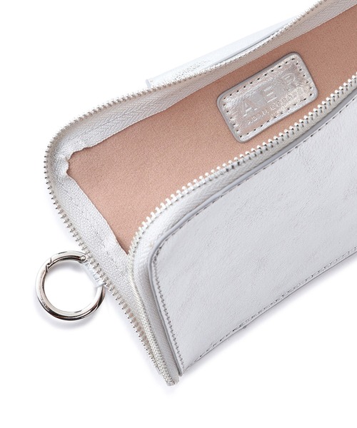 ADAM ET ROPE'（アダムエロペ）の「【WEB限定】マルチポーチ付きショルダーバッグ（ショルダーバッグ・レディース・シルバー/ブラック/ブラウン/レッド・FREE）」の9枚目の写真