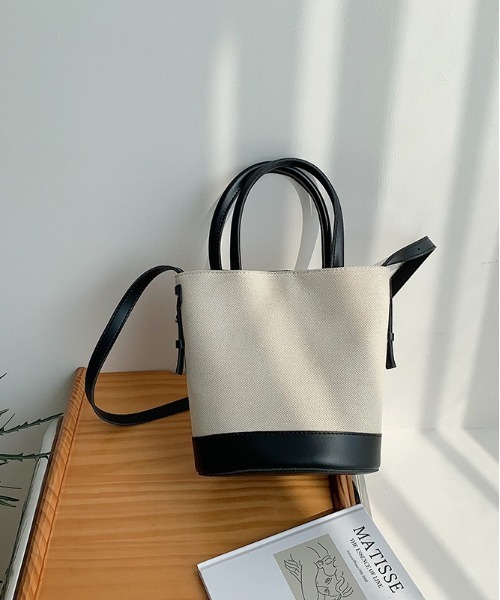 BACKYARD FAMILY（バックヤードファミリー）の「ショルダーバッグ バッグ 斜めがけ 大容量 bag5212（ショルダーバッグ・レディース・ホワイト/ブラック/ブラウン/ベージュ・FREE）」の7枚目の写真