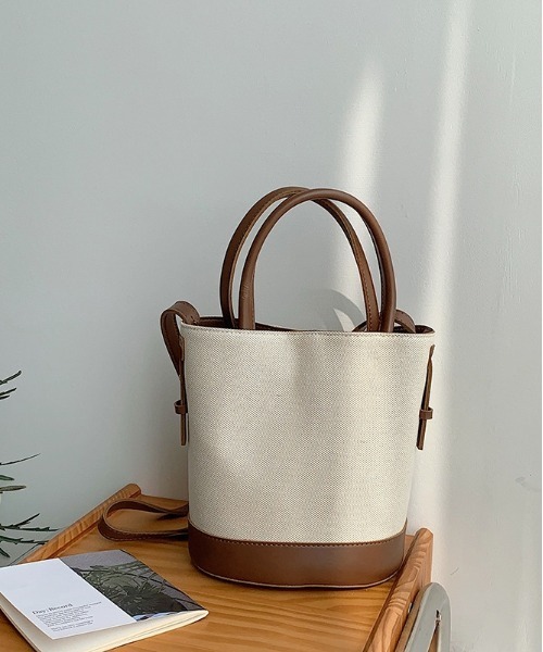 BACKYARD FAMILY（バックヤードファミリー）の「ショルダーバッグ バッグ 斜めがけ 大容量 bag5212（ショルダーバッグ・レディース・ホワイト/ブラック/ブラウン/ベージュ・FREE）」の8枚目の写真
