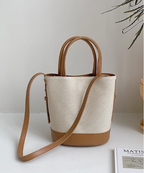 BACKYARD FAMILY（バックヤードファミリー）の「ショルダーバッグ バッグ 斜めがけ 大容量 bag5212（ショルダーバッグ・レディース・ホワイト/ブラック/ブラウン/ベージュ・FREE）」の6枚目の写真