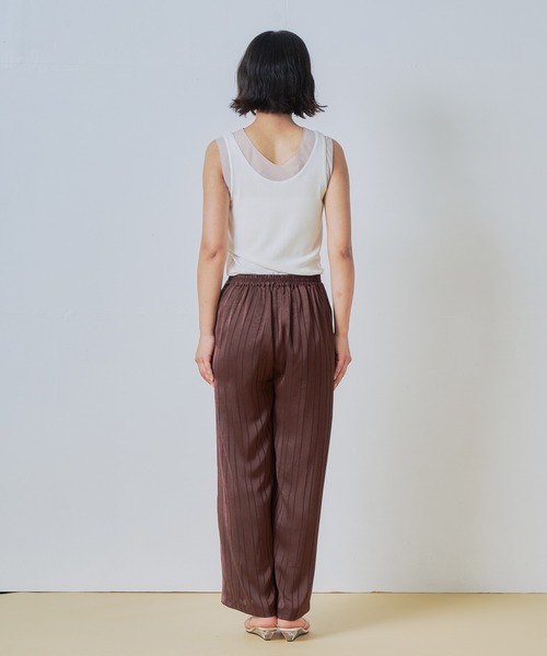 WHYTO.(ホワイト)の「「WHYTO. / ホワイト」ステインタックトラウザー(その他パンツ・レディース・パープル/ベージュ/ブラック/ブラウン・38/36)」の14枚目の写真