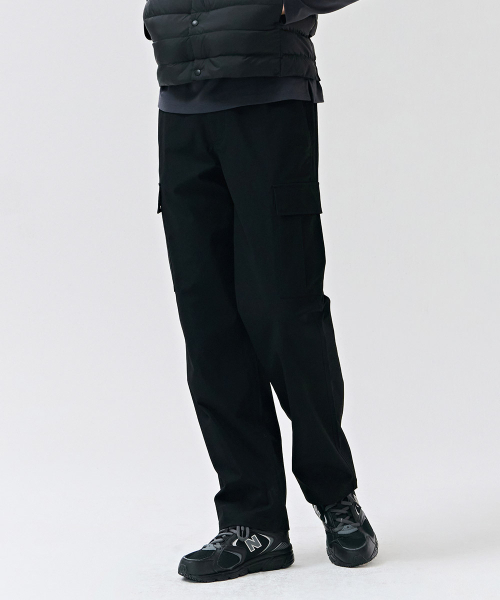 CHASECULT（チェイスカルト）の「男性ワイドカーゴパンツ-DERK2231B03（その他パンツ・メンズ・ブラック・70/76/82/86）」の4枚目の写真