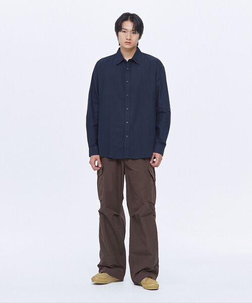 MUSINSA STANDARD（ムシンサスタンダード）の「リラックスフィットオックスフォードシャツ_ノンポケット [ネイビー]（シャツ/ブラウス・メンズ・その他・MEDIUM/LARGE/X-LARGE/XX-LARGE/XXX-LARGE）」の6枚目の写真