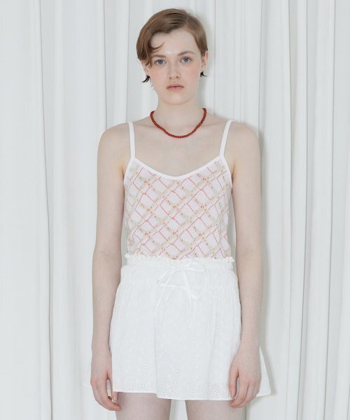 SINOON(シヌーン)の「FLOWER PATTERN SLEEVELESS (OFF WHITE)(ニット/セーター・レディース・アイボリー・FREE)」の1枚目の写真