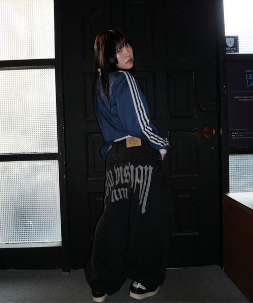 NOMANUAL(NOMANUAL)の「RAW VISION DENIM PANTS - WHITE BLUE(デニムパンツ・レディース・その他・X-SMALL/SMALL/MEDIUM/LARGE)」の3枚目の写真