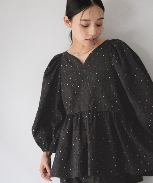 LOWRYS FARM(ローリーズファーム)の「daymeジャガードブラウス 628649(シャツ/ブラウス・レディース・ブラック/ネイビー・MEDIUM/LARGE)」の9枚目の写真