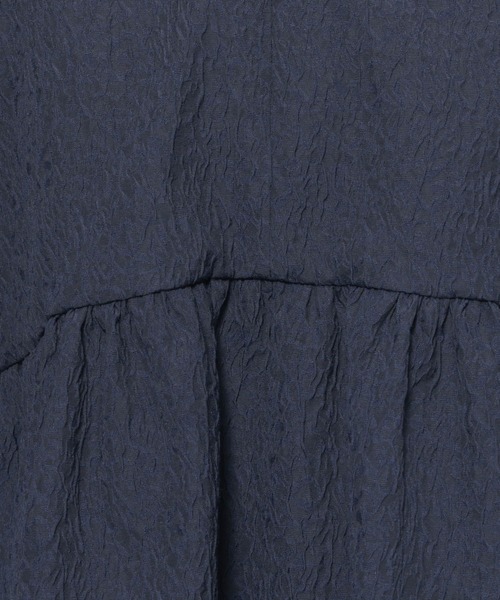 LOWRYS FARM(ローリーズファーム)の「daymeジャガードブラウス 628649(シャツ/ブラウス・レディース・ブラック/ネイビー・MEDIUM/LARGE)」の19枚目の写真
