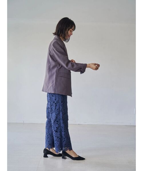 TONAL(トーナル)の「フラワーレースワイドパンツ(その他パンツ・レディース・ネイビー/ピンク/オフホワイト・SMALL/MEDIUM)」の4枚目の写真