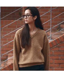 VANONE ATELIER（バノンアトリエ）の「KN4274 Wool Blend V-Neck Knit_Camel Brown（ニット/セーター）」