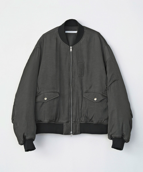 VICTIM（ヴィクティム）の「VICTIM ヴィクティム / VINTAGE EFFECT MA-1 JACKET ヴィンテージエフェクトMA-1ミリタリージャケット / VTM-25-O-103（MA-1・メンズ・カーキ/ブラック・1/2）」の5枚目の写真