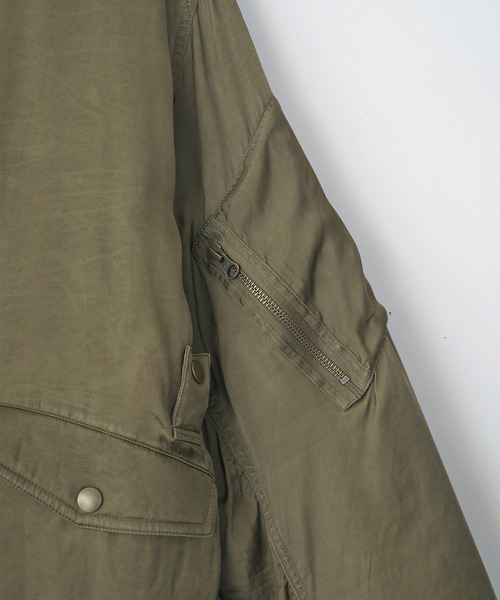 VICTIM（ヴィクティム）の「VICTIM ヴィクティム / VINTAGE EFFECT MA-1 JACKET ヴィンテージエフェクトMA-1ミリタリージャケット / VTM-25-O-103（MA-1・メンズ・カーキ/ブラック・1/2）」の14枚目の写真