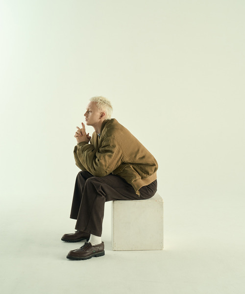 VICTIM（ヴィクティム）の「VICTIM ヴィクティム / VINTAGE EFFECT MA-1 JACKET ヴィンテージエフェクトMA-1ミリタリージャケット / VTM-25-O-103（MA-1・メンズ・カーキ/ブラック・1/2）」の17枚目の写真