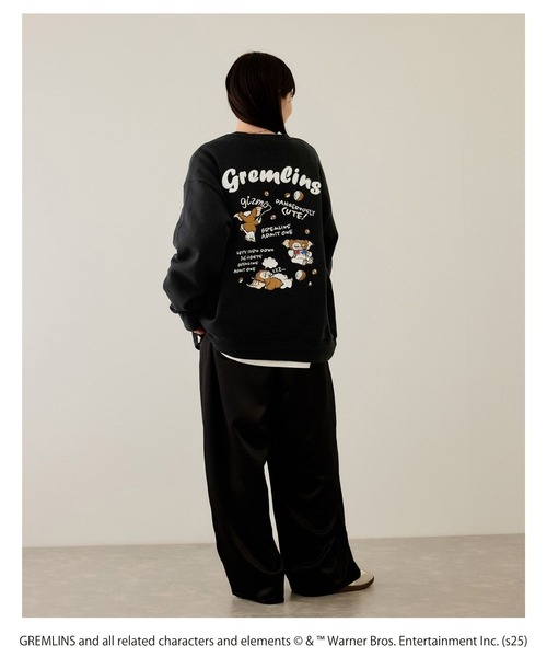 Mac-House（マックハウス）の「【Gremlins】グレムリン刺繍トレーナー（スウェット・メンズ・オートミール/ブラック・L/M/S/XL）」の11枚目の写真