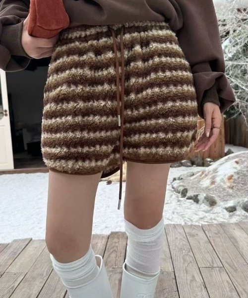 Sibra（シブラ）の「もこもこボアショートパンツ【4色展開】（その他パンツ・レディース・グレー/グリーン/ピンク/ブラウン・M）」の6枚目の写真