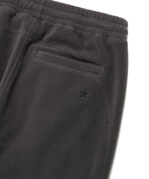 Cavish(カビシ)の「FLEECE MULTI POCKET PANTS CHARCOAL(CV2DFUPA02A)(スウェットパンツ・レディース・チャコール・LARGE)」の5枚目の写真