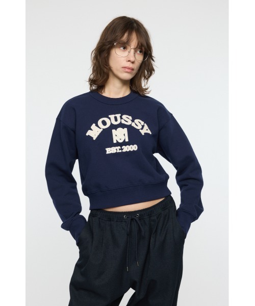 MOUSSY(マウジー)の「MOUSSY F/LEATHER PATCH プルオーバー(スウェット・レディース・ネイビー/ピンク/オフホワイト/杢グレー・FREE)」の9枚目の写真