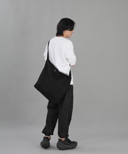SAINTCREW(セントクルー)の「スナップオープンビッグクロスバッグ SOC-135 ブラックブラック BKS(メッセンジャーバッグ・メンズ・その他・フリー)」の9枚目の写真