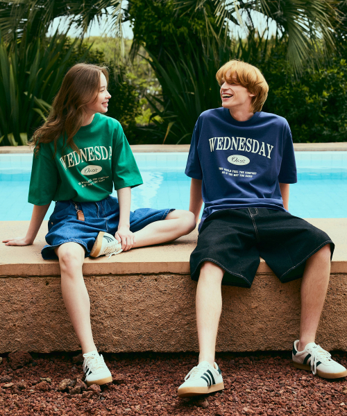 WEDNESDAY OASIS(ウェンズデーオアシス)の「シグネチャーオーバーサイズ半袖Tシャツ(6色)(Tシャツ/カットソー・レディース・ブルー/グリーン/ネイビー/グレー/ブラック/アイボリー・LARGE/MEDIUM)」の7枚目の写真