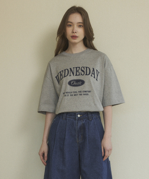 WEDNESDAY OASIS(ウェンズデーオアシス)の「シグネチャーオーバーサイズ半袖Tシャツ(6色)(Tシャツ/カットソー・レディース・ブルー/グリーン/ネイビー/グレー/ブラック/アイボリー・LARGE/MEDIUM)」の15枚目の写真