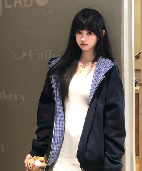FUNdaysion（ファンデイション）の「裏起毛チェック切り替えパーカー（パーカー・レディース・ネイビー/グレー・M）」の5枚目の写真