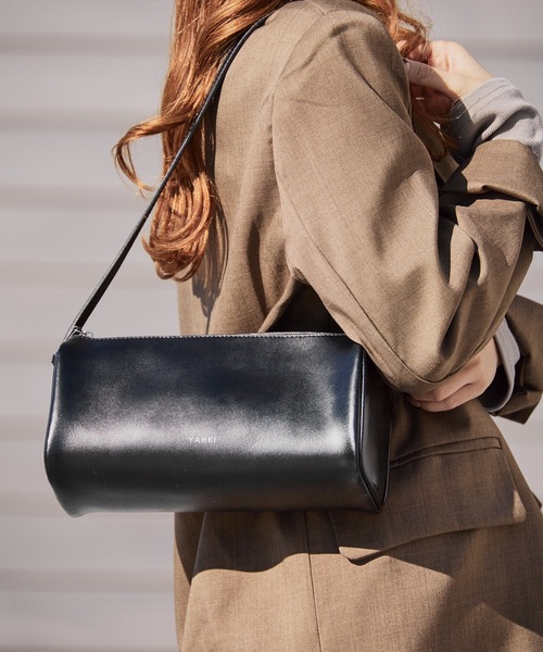 YAHKI（ヤーキ）の「YAHKI/ヤーキ SOFT W FACE ミニマル レザーショルダーバッグ 2026年春夏（ショルダーバッグ・レディース・ライトグリーン/ブラック/ライトグレー・FREE）」の17枚目の写真