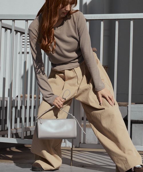 YAHKI/ヤーキ SOFT W FACE ミニマル レザーショルダーバッグ 2026年春