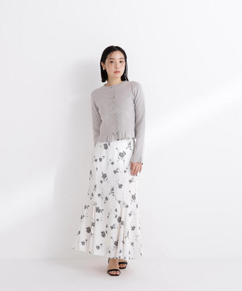 NATURAL BEAUTY BASIC（ナチュラルビューティーベーシック）の「◇メタルボタンフリルカーディガン（カーディガン/ボレロ・レディース・ライトグリーン/ブラック/グレー/オフホワイト・FREE）」の16枚目の写真