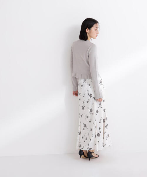 NATURAL BEAUTY BASIC（ナチュラルビューティーベーシック）の「◇メタルボタンフリルカーディガン（カーディガン/ボレロ・レディース・ライトグリーン/ブラック/グレー/オフホワイト・FREE）」の22枚目の写真