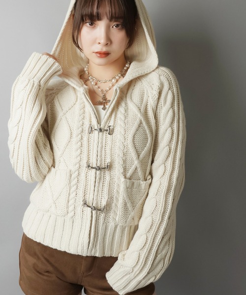 SPINNS（スピンズ）の「古着ライクなベルトボタンが映える★フード付きWジップニットカーディガン（カーディガン/ボレロ・レディース・アイボリー/ネイビー/グレー・ONESIZE）」の13枚目の写真