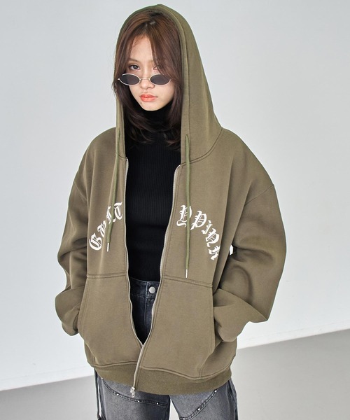 ANAP（アナップ）の「裏起毛 ウォシュ加工 オーバーサイズ ジップパーカー（パーカー・レディース・カーキ/クリア/ダークアッシュ・F）」の8枚目の写真