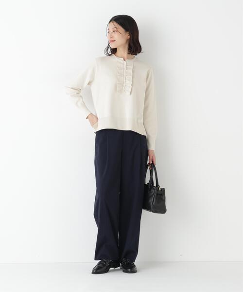 human woman(ヒューマンウーマン)の「◆オーガニックコットン混プレーティング前立フリルプルオーバー(ニット/セーター・レディース・ネイビー/ホワイト系その他・MEDIUM)」の5枚目の写真