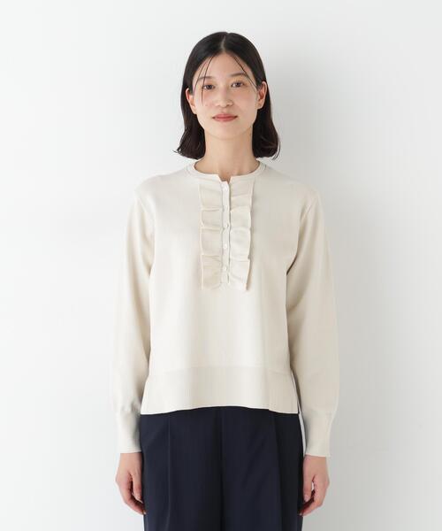 human woman(ヒューマンウーマン)の「◆オーガニックコットン混プレーティング前立フリルプルオーバー(ニット/セーター・レディース・ネイビー/ホワイト系その他・MEDIUM)」の6枚目の写真