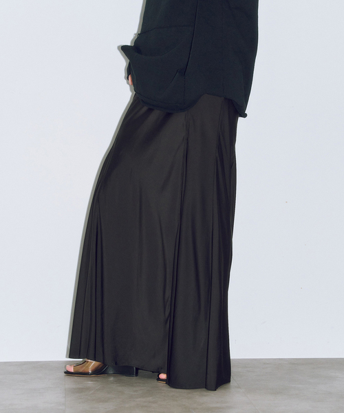CITYSHOP(シティーショップ)の「SATIN MERMAID スカート(スカート・レディース・ブラック・36/38/40)」の8枚目の写真