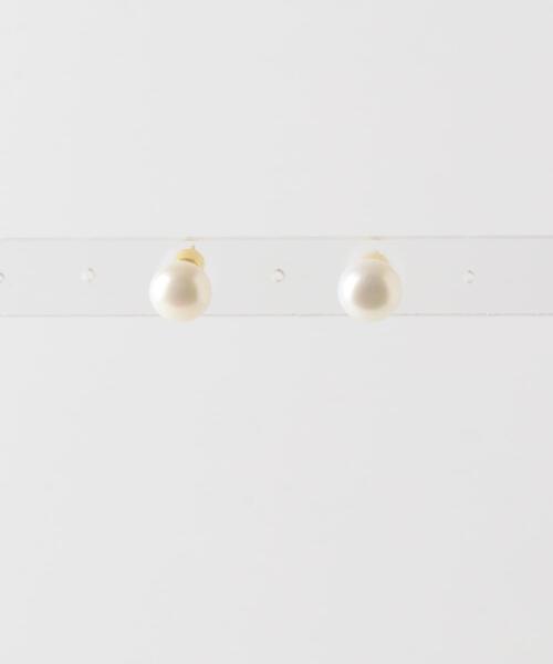 URBAN RESEARCH DOORS(アーバンリサーチドアーズ)の「淡水パールピアス(ピアス(両耳用)・レディース・ホワイト系その他・ONE)」の2枚目の写真