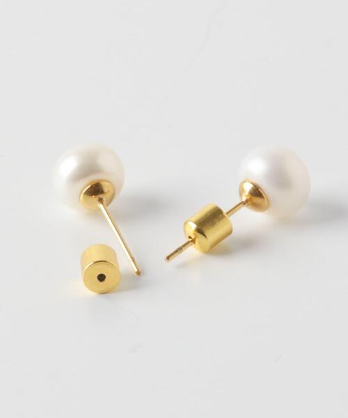 URBAN RESEARCH DOORS(アーバンリサーチドアーズ)の「淡水パールピアス(ピアス(両耳用)・レディース・ホワイト系その他・ONE)」の4枚目の写真