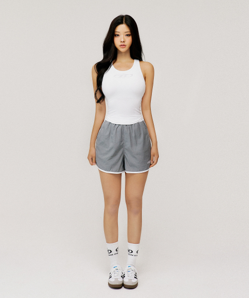 BORN TO WIN（ボーントゥウィン）の「W SYMBOL B NYLON DOLPHIN SHORTS [GREY]（その他パンツ・レディース・その他・1/2）」の2枚目の写真