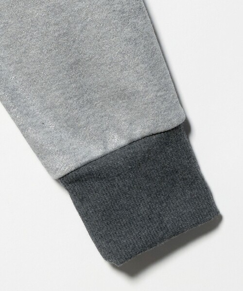 UNITED ARROWS（ユナイテッドアローズ）の「フォイルプリント スウェット（スウェット・レディース・シルバー/ゴールド・FREE）」の5枚目の写真
