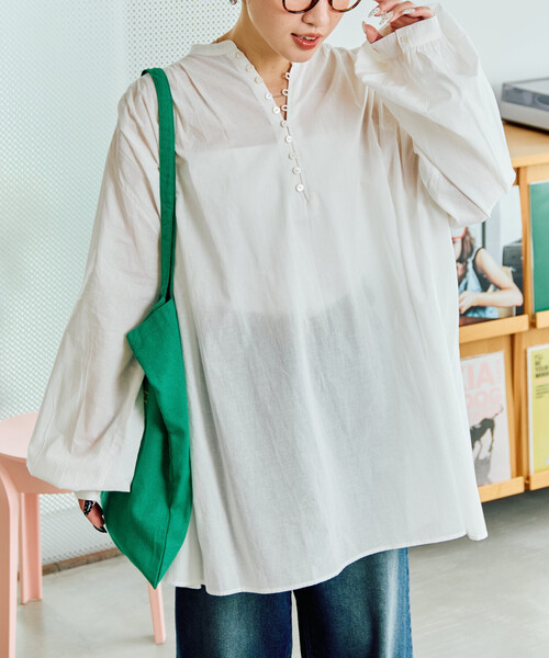 FREAK'S STORE（フリークスストア）の「限定展開　インド ボリューム ボタン ブラウス（シャツ/ブラウス・レディース・ブルー/オフホワイト/ブラック/モカ/ライトグリーン/コーラルピンク・ﾌﾘ-）」の2枚目の写真