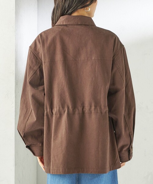 SHIPS（シップス）の「NINE CASE:〈洗濯機可能〉ミリタリー シャツ ジャケット（その他アウター・レディース・ベージュ/ブラウン・ONE SIZE）」の4枚目の写真