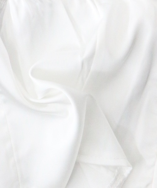 ALLuRing ChaRm（アリュリングチャーム）の「Layered Satin Camisole / レイヤードサテンキャミソール（キャミソール・レディース・ホワイト・FREE）」の13枚目の写真