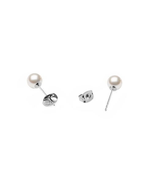 Daniel Wellington(ダニエルウェリントン)の「Pearl Stud Earring パール ローズゴールド/ゴールド/シルバー(ピアス(両耳用)・レディース・シルバー/イエローゴールド/ピンクゴールド・ONE SIZE)」の10枚目の写真