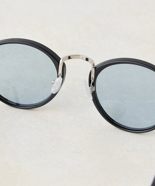 WHIMSIC（ウィムジック）の「【UNISEX】ボストンメタルコンビネーションサングラス（サングラス・レディース・グレー/ブラック・ONE SIZE）」の11枚目の写真