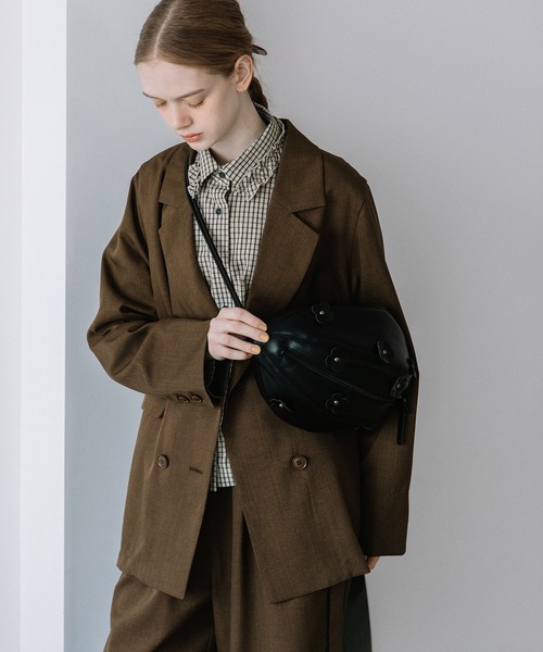 POU DOU DOU（プードゥドゥ）の「ダブルブレストテーラードジャケット（テーラードジャケット・レディース・ネイビー/ダークブラウン/ライトグレー・3）」の8枚目の写真