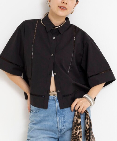 NOLLEY’S(ノーリーズ)の「ウォッシャブルはしごレース半袖ショートシャツ(シャツ/ブラウス・レディース・ホワイト/ブラック・38)」の2枚目の写真
