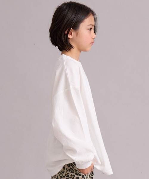 PAIRMANON STREET（ペアマノンストリート）の「【綿100%】ネコ ワンポイント刺繍 長袖 Tシャツ【PAIRMANON STREET】（Tシャツ/カットソー・キッズ・グリーン/オフホワイト/グレー/ブラック・100/110/120/130/140/150/160/90）」の5枚目の写真