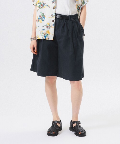 BEAMS BOY（ビームスボーイ）の「【別注】Gramicci / ツイル 2プリーツ ショーツ（その他パンツ・レディース・ネイビー/ベージュ・ONE SIZE）」の13枚目の写真