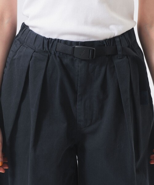 BEAMS BOY（ビームスボーイ）の「【別注】Gramicci / ツイル 2プリーツ ショーツ（その他パンツ・レディース・ネイビー/ベージュ・ONE SIZE）」の18枚目の写真