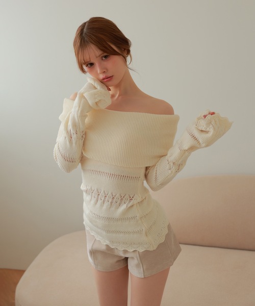 M DOLLY(エムドリー)の「off shoulder alin knit tops/オフショルダーアリンニットトップス(ニット/セーター・レディース・グレー/ブラック/アイボリー・FREE)」の7枚目の写真