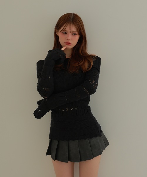 M DOLLY(エムドリー)の「off shoulder alin knit tops/オフショルダーアリンニットトップス(ニット/セーター・レディース・グレー/ブラック/アイボリー・FREE)」の9枚目の写真
