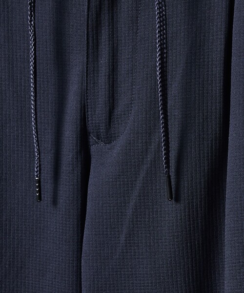 ABAHOUSE GRAY（アバハウスグレイ）の「【SMART CLOSET】接触冷感 カットメッシュ スラックス / セットアップ対応（スラックス・メンズ・ブラック/ネイビー・46/44/50/48）」の10枚目の写真